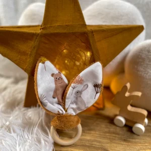 Anneau oreilles de Lapin en hêtre /  Michka