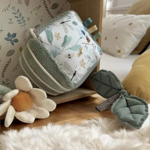 Cube d'éveil / Nato