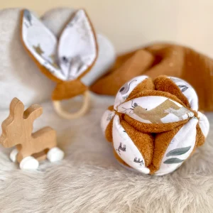 Balle de préhension Montessori /  Une promenade dans les bois